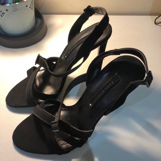 Sandalias tacón Zara