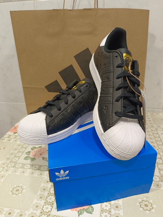 Adidas Superstar W