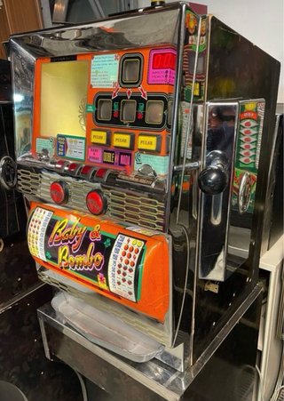 Maquina tragaperras Baby  Bombo pesetas