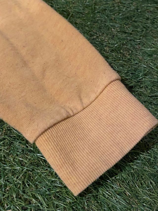 sudadera amarilla KIABI