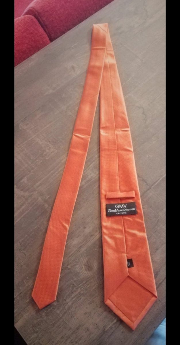 Cravatta GMV arancione