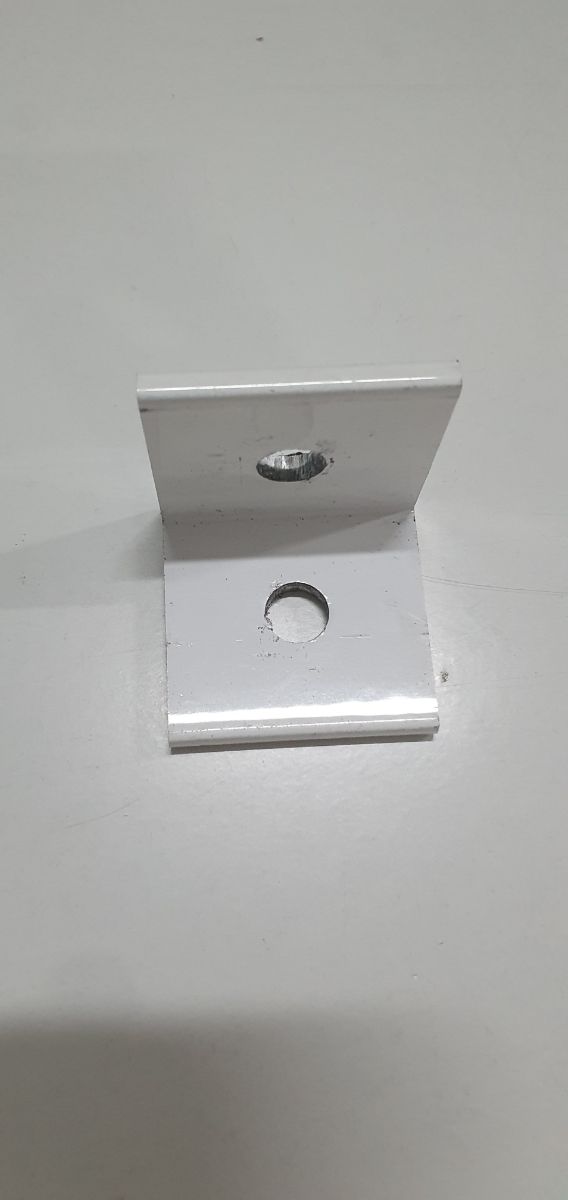 escuadras de aluminio 4×4×4m