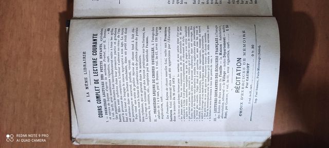 Libro "Ecoliers francais" fine 800 inizi 900'