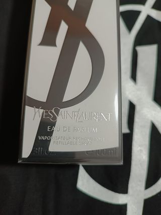 Eau de Parfum Myself de YSL.
