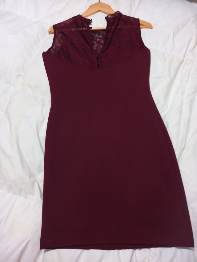 Vestido de Trafaluc- Zara, tono burseos