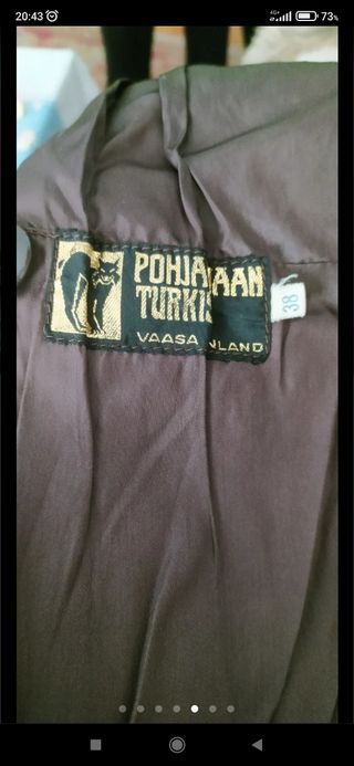 Gabardina de cuero marron