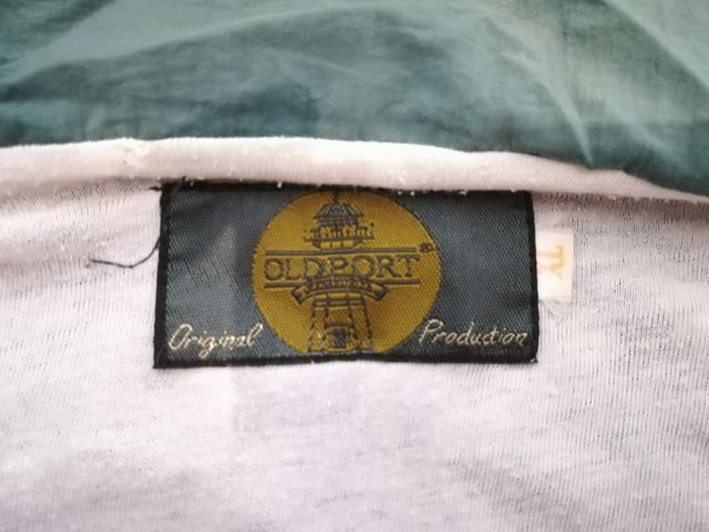 chaqueta chandal vintage ,talla l / xl,hay medidas