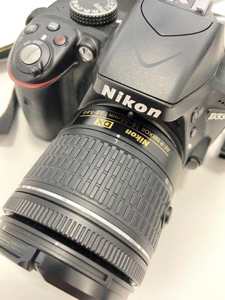 Nikon D3300 Objetivo AF-P Nikkor 18-55mm COMPLETO