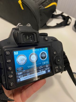Nikon D3300 Objetivo AF-P Nikkor 18-55mm COMPLETO