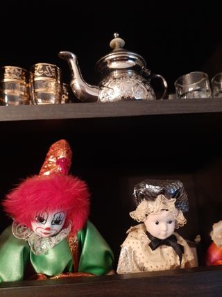 Figuras, cuadros , juegos de cafe y ense