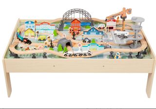 BASICS MESA CON CIRCUITO DE TRENES, 120