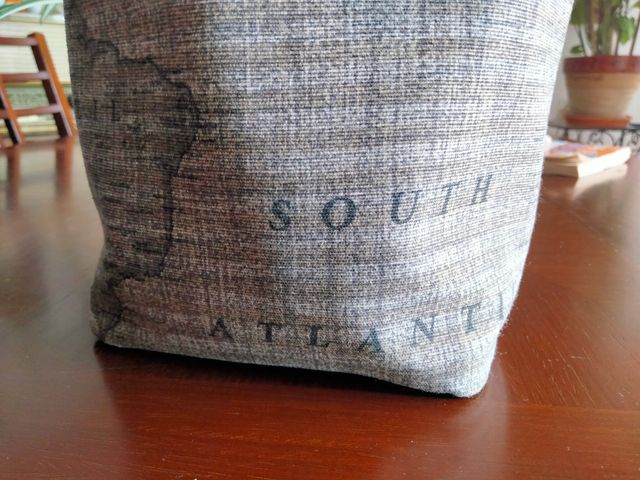 Cesta de tela reversible. Ideas para regalar