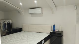 Casa distribuida en dos módulos y terreno de 1.000