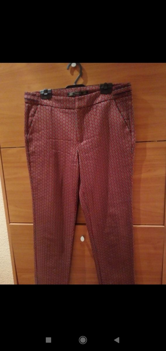 "Zara" Pantalones. 