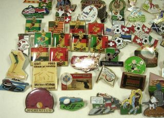 75 PINS COLECCIÓN AÑOS 90-DEPORTES FUTBOL
