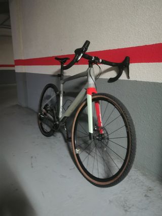 Bici Gravel BMC URS ONE