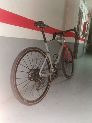 Bici Gravel BMC URS ONE