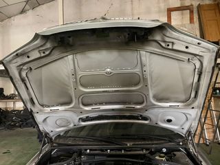 Manta capó BMW e46 Touring 325xi