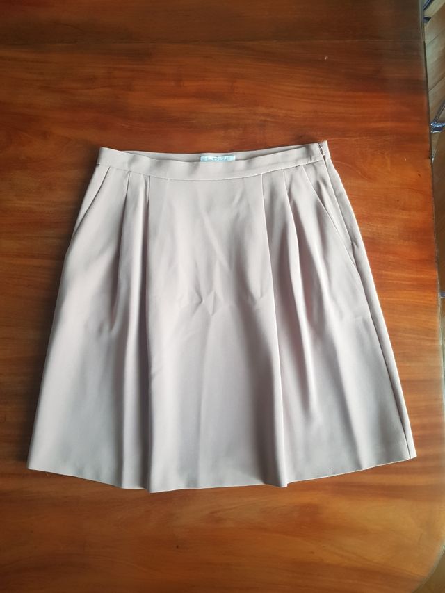 Gonna Intrend rosa cipria con tasche laterali