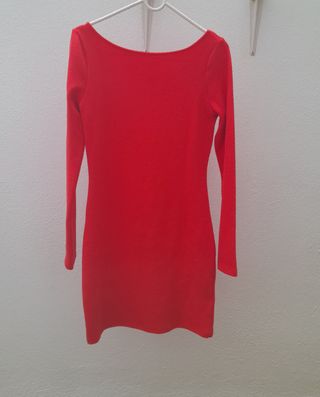 Vestido H&M DIVIDED talla L rojo ajustado