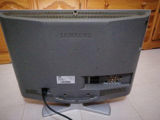 TELEVISIÓN SAMSUNG 26 PULGADAS