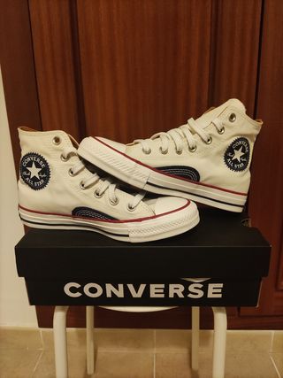 Zapatillas Converse. Talla 37