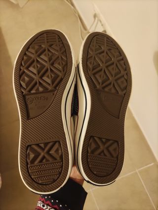 Zapatillas Converse. Talla 37
