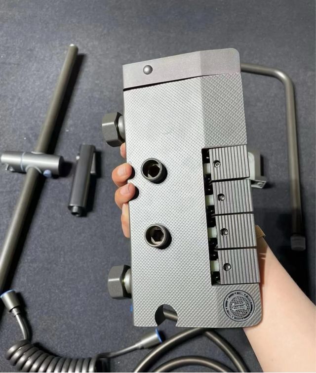 Colonna doccia  - vasca digitale con display