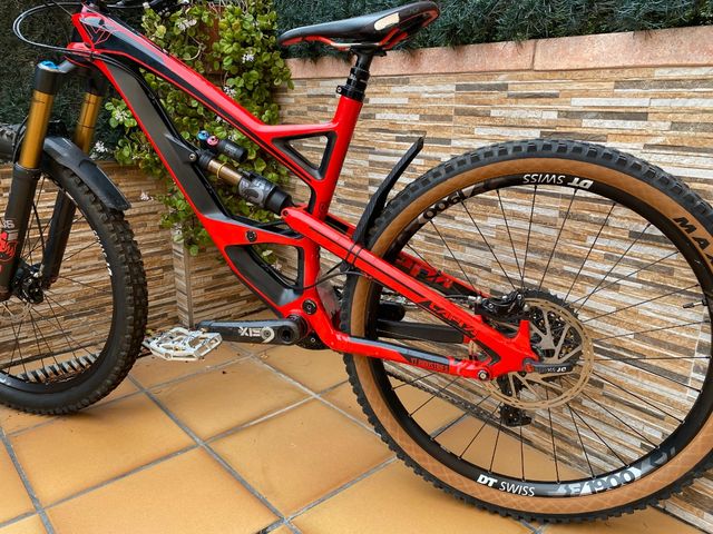 Bicicleta enduro Yt Capra Cf Pro Race 2016