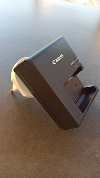 Cámara Reflex Canon EOS Rebel T3