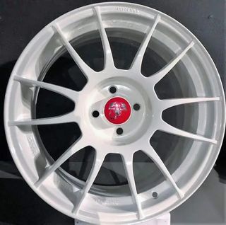 Abarth Alfa Mak XLR Llantas 16x7 ET40 FIAT