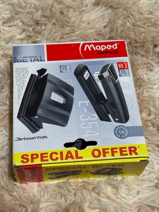 Grapadora y taladradora