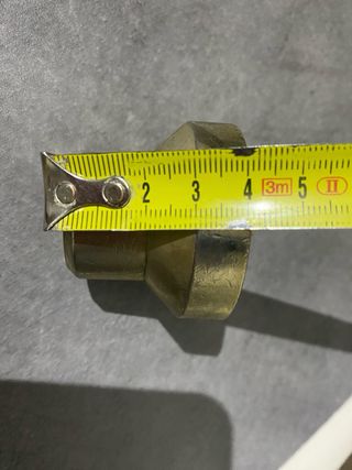 Cerradura puerta blindada.