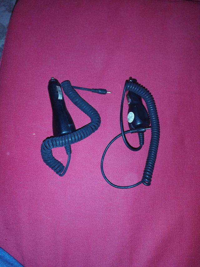 Cargado móvil coche