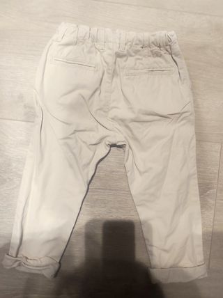 Pantalón chino 18-24 zara