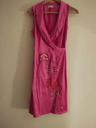 Vestido fiesta rosa fucsia bordado