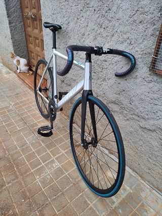 Bicicleta Aventon Córdoba 