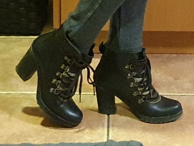 Botas