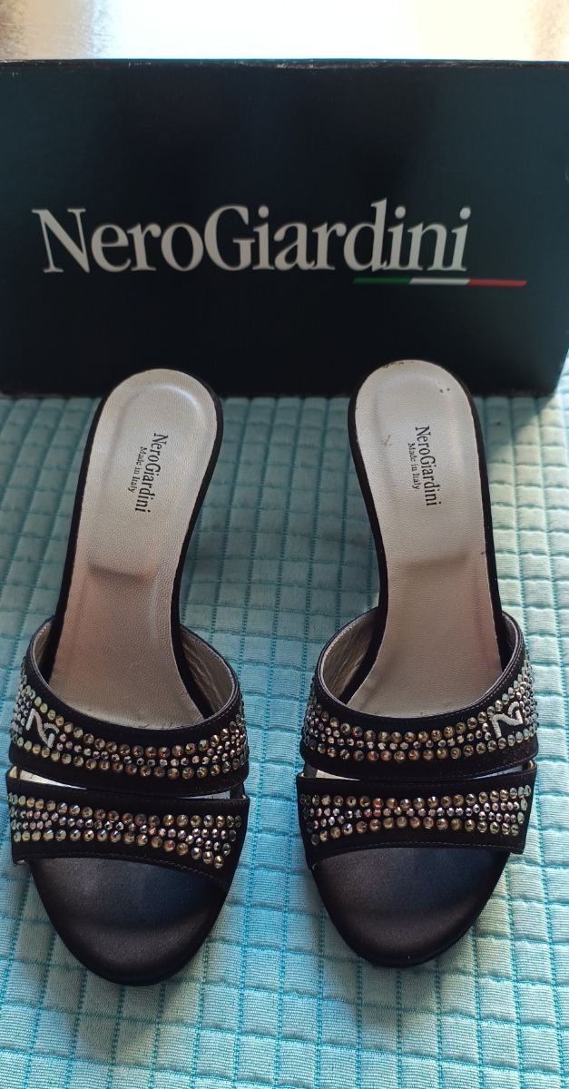 Sandalias de tacón de Nero Giardini