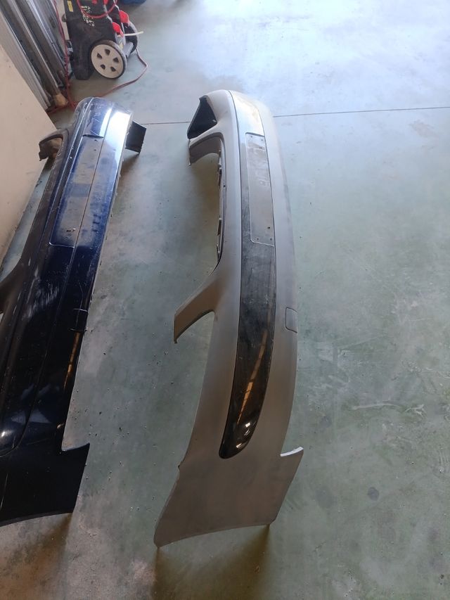 Parachoque delantero VW Touran 1