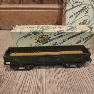 LOTE DE VAGONES DE TREN PAYA