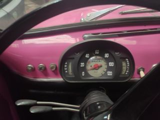 SEAT 600 Rosa Barbie