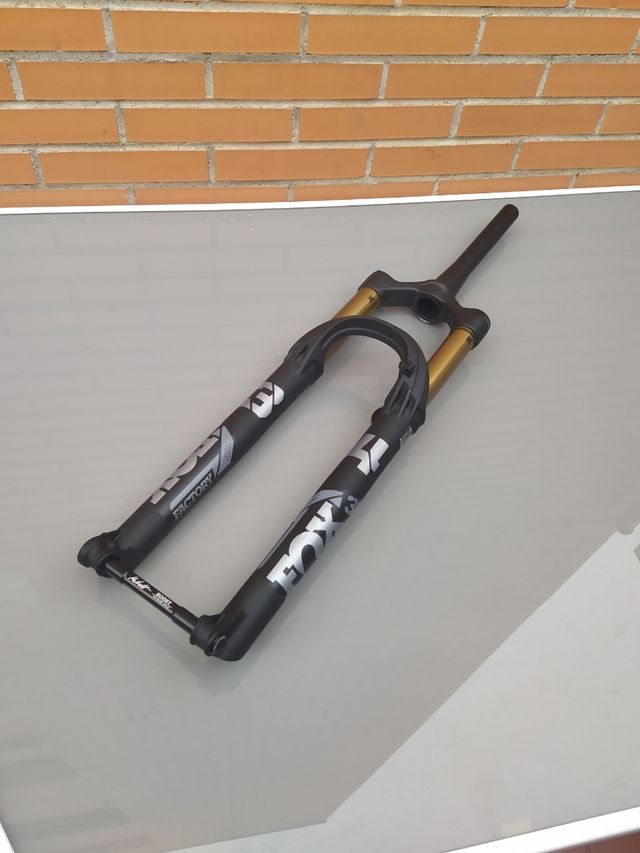 2023 29" E-Bike FOX34 Kashima 140mm. Horquilla.