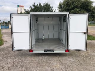Remolque caja cerrada aerodinamico