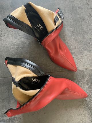 Stivaletti di pelle rossi con zip n.36