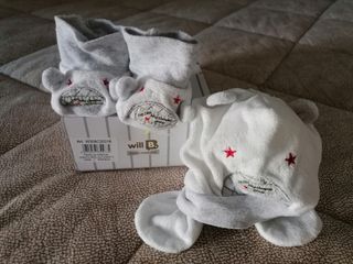 Cappellino e scarpette bimbo