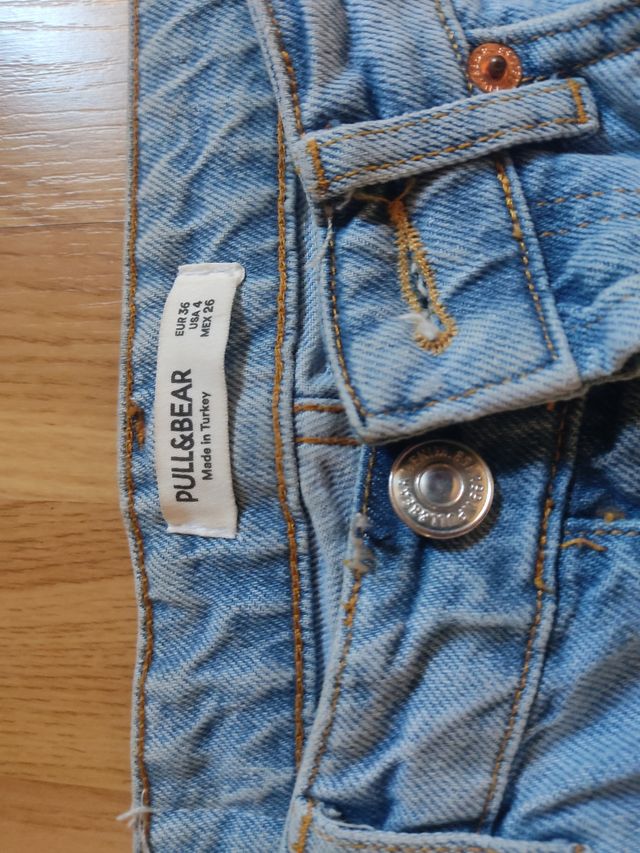 Pantalón de pull and bear mujer