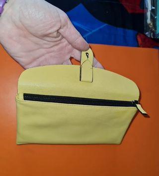 Monedero de piel