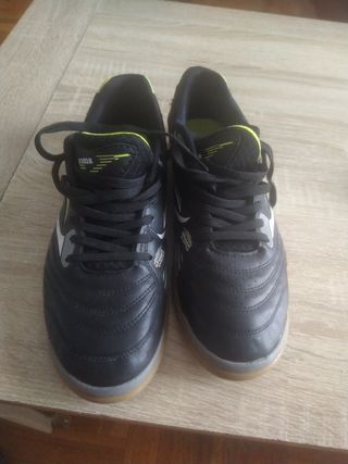 Botas fútbol sala