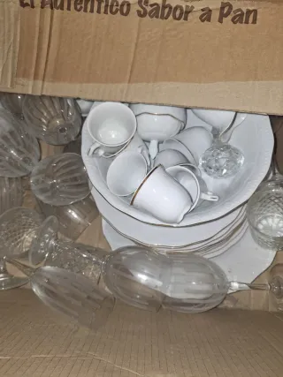 Vajilla cristalería y cuberteria